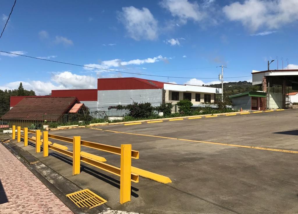 Hotel Las Brumas Cartago Exteriör bild